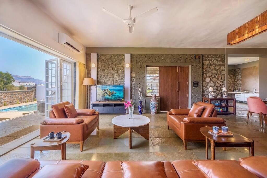 Stone Mansion By Phoenix Stays Igatpuri Luaran gambar