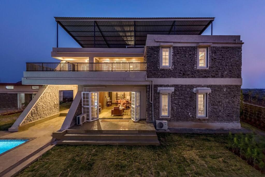 Stone Mansion By Phoenix Stays Igatpuri Luaran gambar
