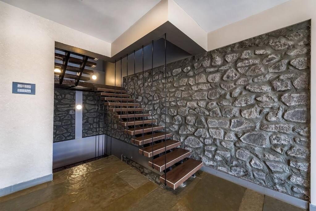 Stone Mansion By Phoenix Stays Igatpuri Luaran gambar